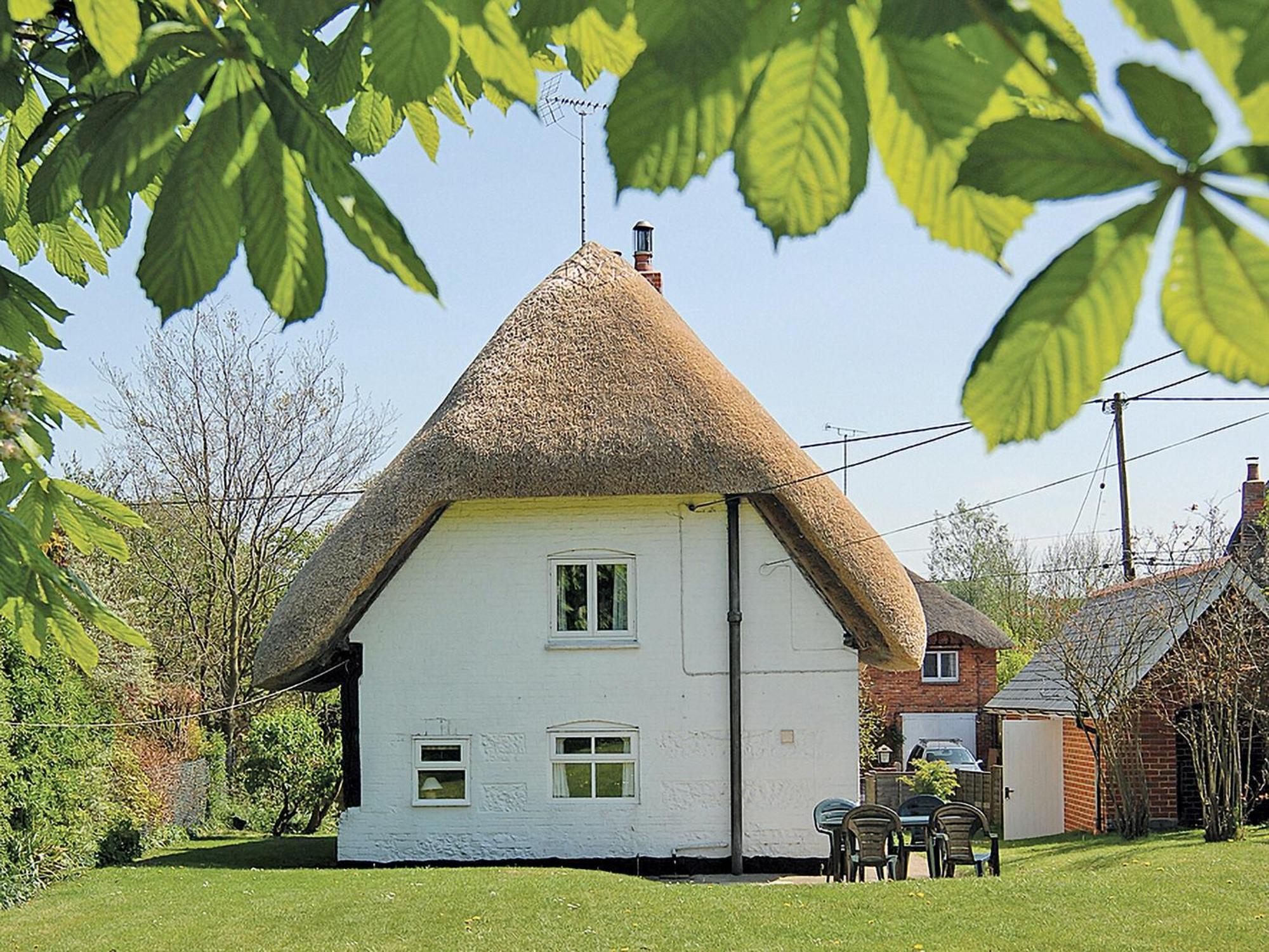 October Cottage Collingbourne Kingston Buitenkant foto